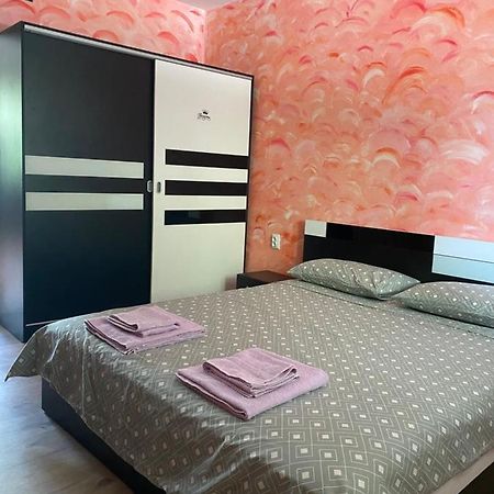 Ferienwohnung Апартамент Мидия Енос Русе Exterior foto